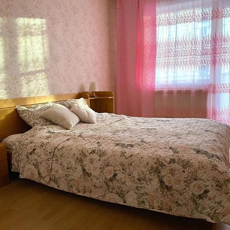 Spacious 3-Room Apartment & Parking Рига Екстер'єр фото